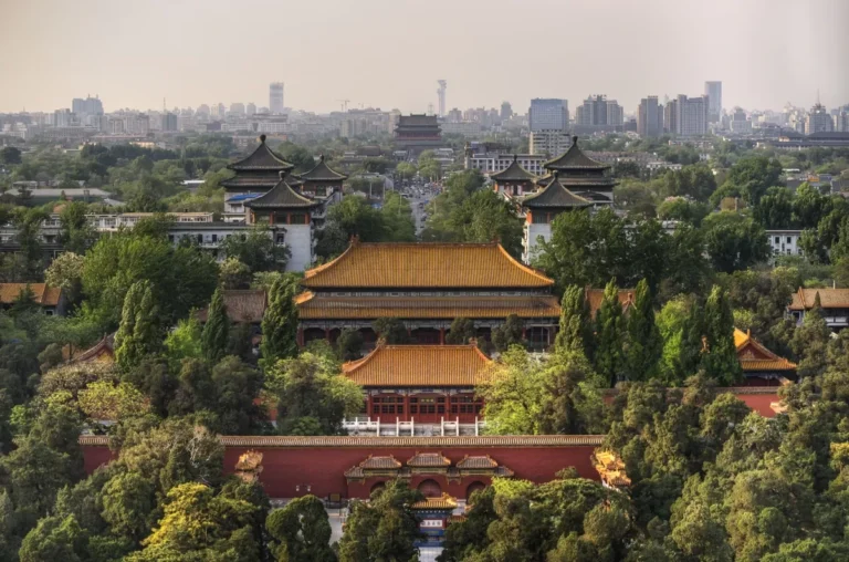 Travel China: Discover the Best Cities and Must-Try Foods